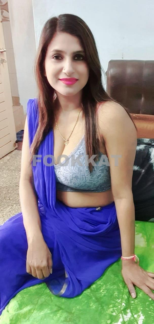 MY SELF HIMANSHI  BUSTY BABE WITH A GORGEOUS FIGURE AND SERVICE AVAILABLE