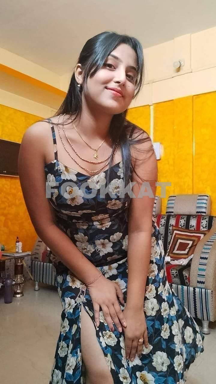 Annu independent college call girl and house wife 